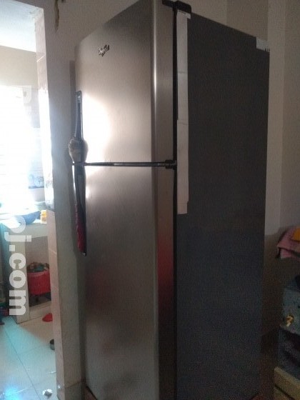 Whirphool refrigerator